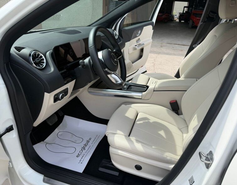 MERCEDES-BENZ EQA 250+